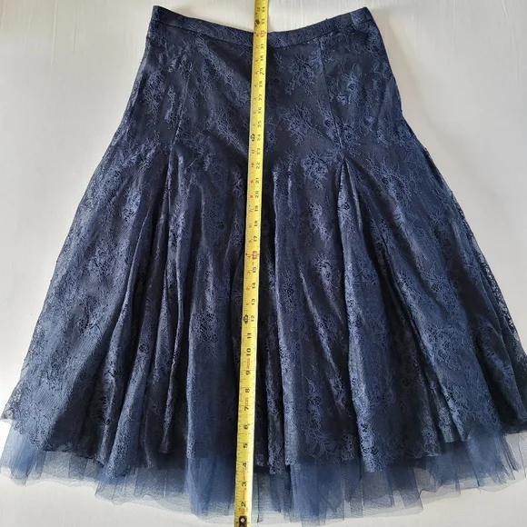 ANTHROPOLOGIE never worn, without tags, lacy, tulle, long skirt.  Size: M - Picture 6 of 16